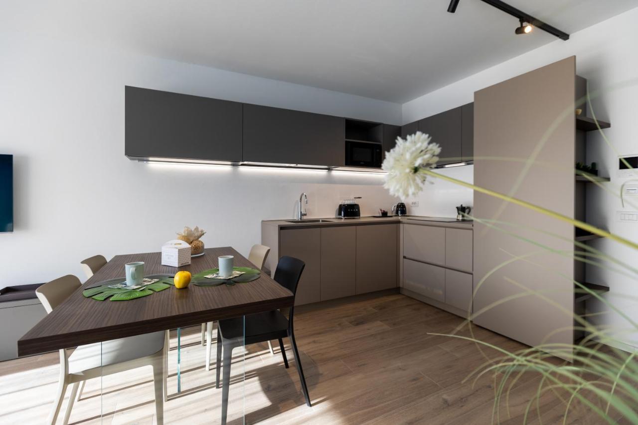 Boutique Apartments By Annalisa Torbole Sul Garda Eksteriør bilde