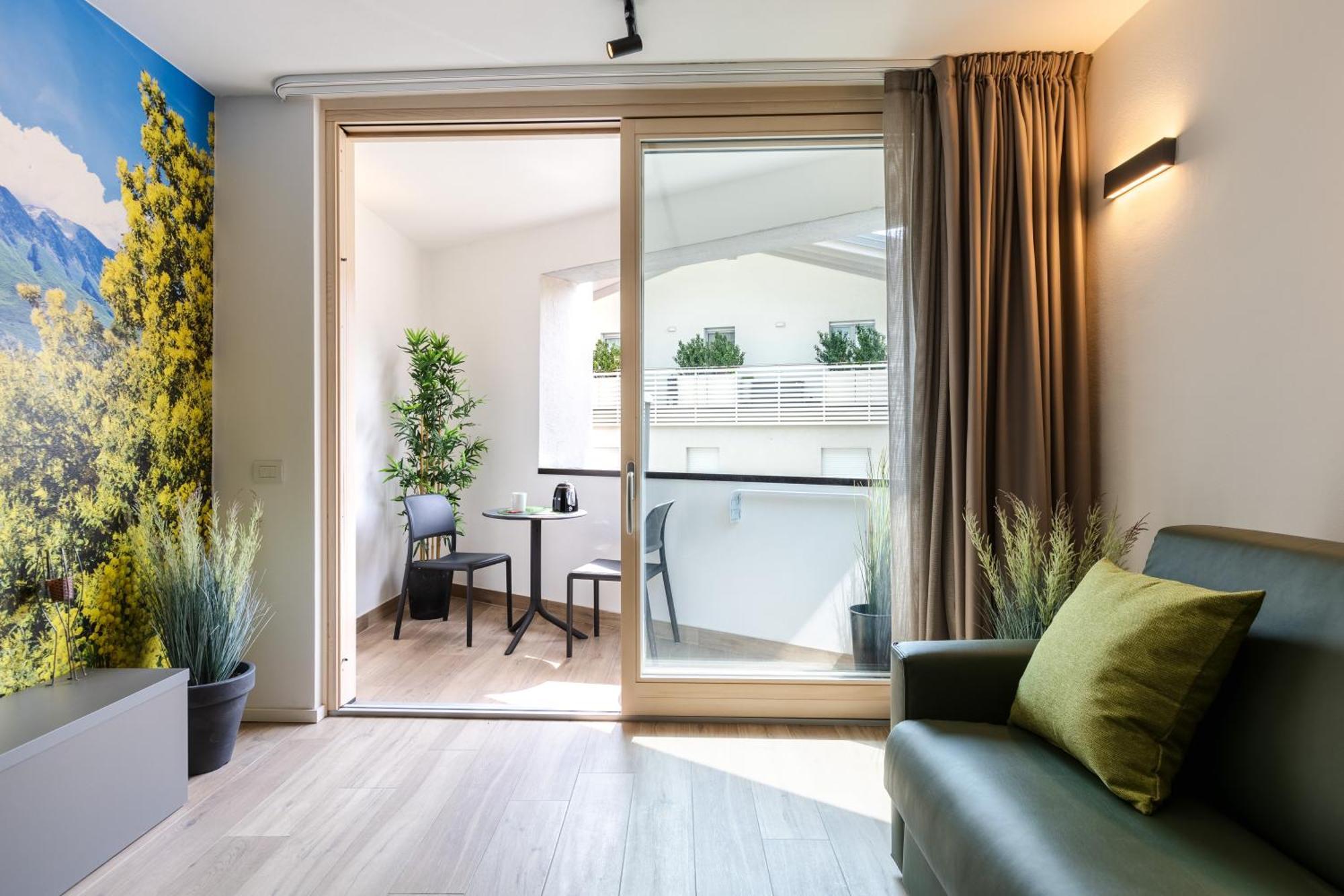 Boutique Apartments By Annalisa Torbole Sul Garda Eksteriør bilde