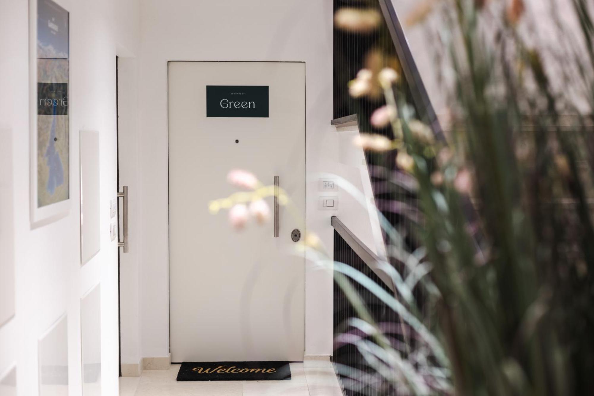 Boutique Apartments By Annalisa Torbole Sul Garda Eksteriør bilde